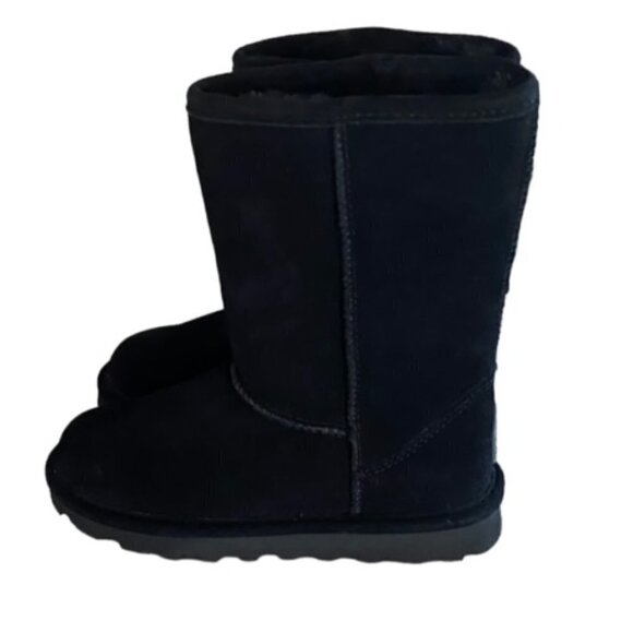Bearpaw Elle Short Black Suede Boot 5 - Picture 4 of 5